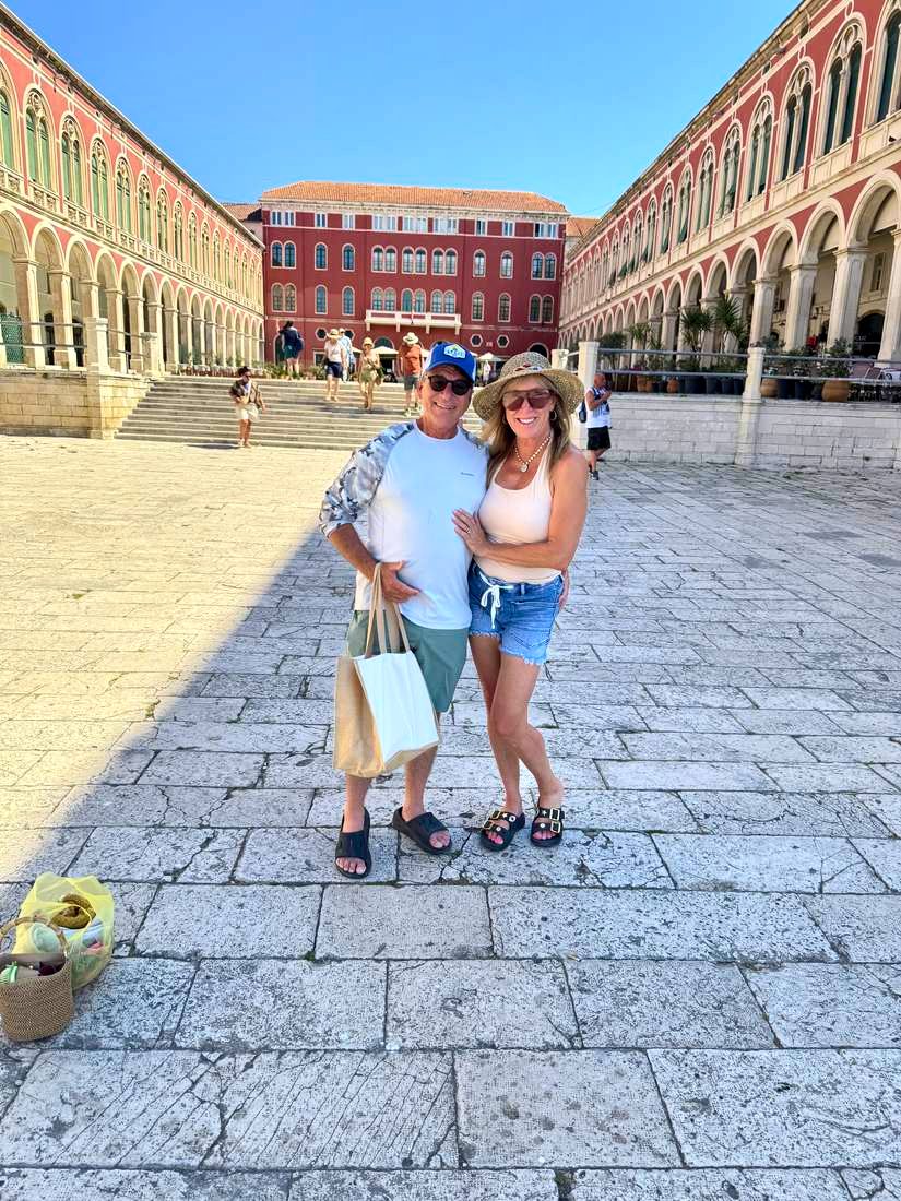 Republic Square, the Prokurative