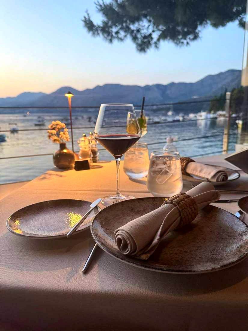 Last dinner of the trip, Cavtat harbour going gold
