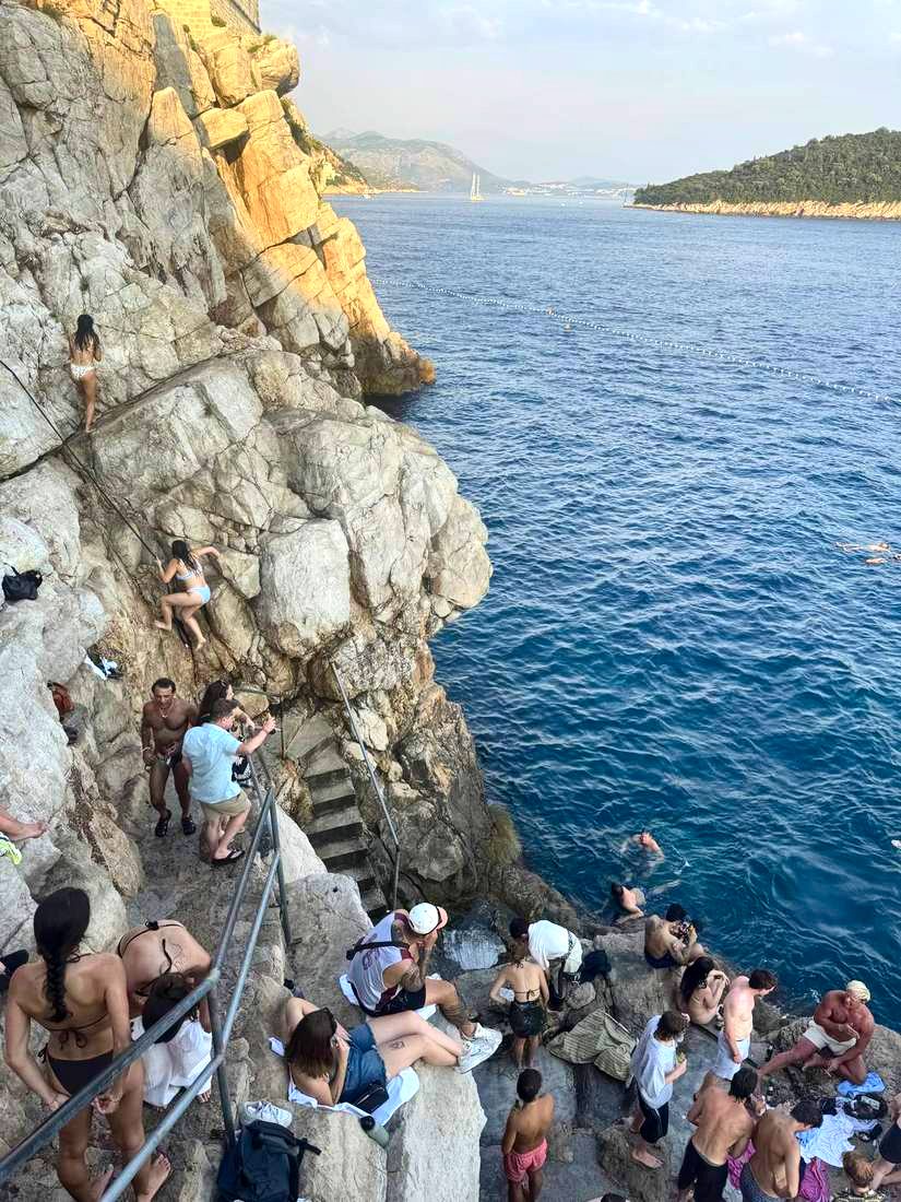 The cliffs, the ropes and Lokrum across the water